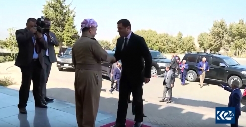 Bi êrişên li ser Rojava, kongreya neteweyî ya Kurd dîsa rojev gerim kir